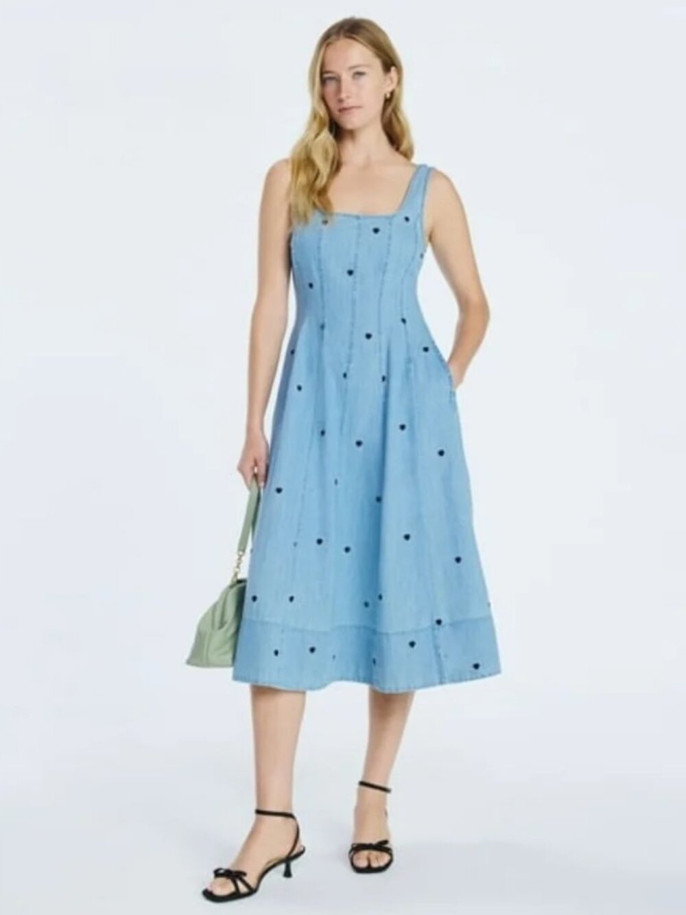 NWT Free Assembly Women's Embroidered Hearts Denim Panel Dress Medium (8-10) - Picture 4 of 4